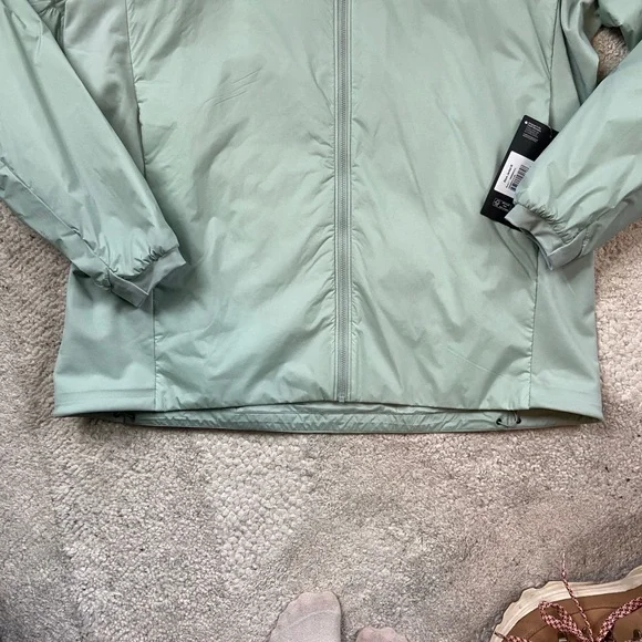 Arc'teryx Men's Mint Green Performance Jacket - Picture 5 of 13